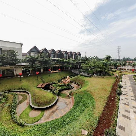 Stay G Royal Sentul Park By Grandhika Kedungmanggu Exterior photo